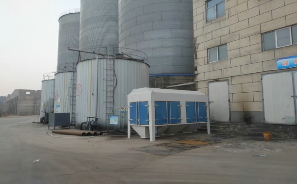 飼料生產(chǎn)線設(shè)備價(jià)格是多少?在購買時(shí)應(yīng)該如何分析其質(zhì)量呢?