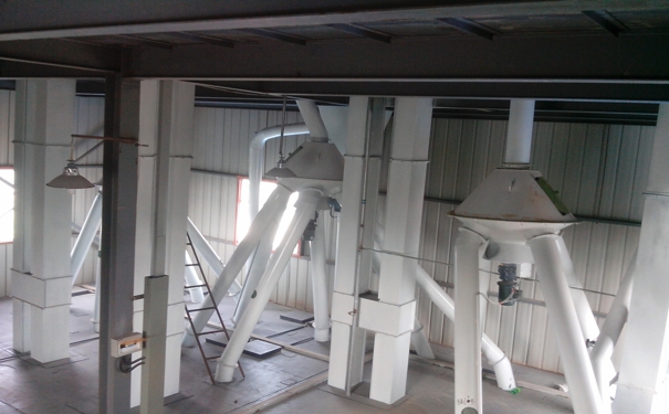 秸稈飼料加工設(shè)備多少錢?其在養(yǎng)殖方面的作用又有哪些?