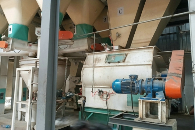 小雞飼料機器已成為現(xiàn)代養(yǎng)殖業(yè)發(fā)展的有力助手